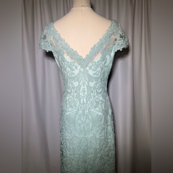 Tadashi Shoji Sanda Embroidered Mint Dress | 8 - Picture 9 of 16
